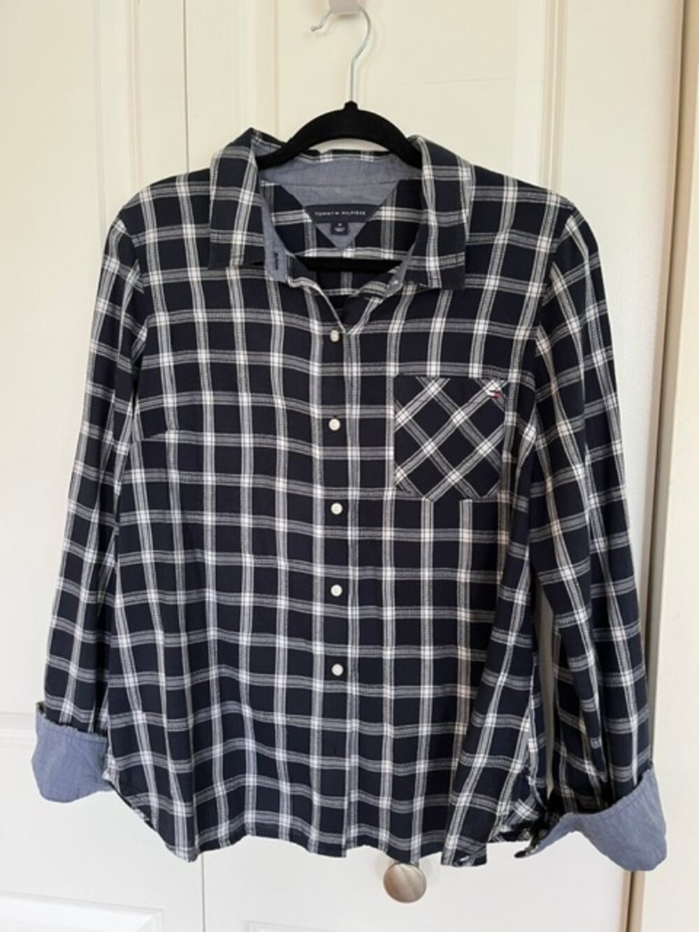 EUC Tommy Hilfiger 100% Cotton Blouse Size Medium